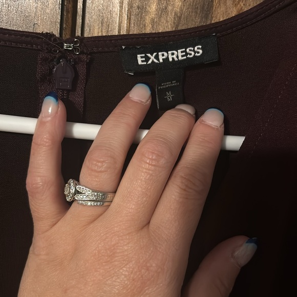 Express Jumpsuit w belt - Picture 2 of 3